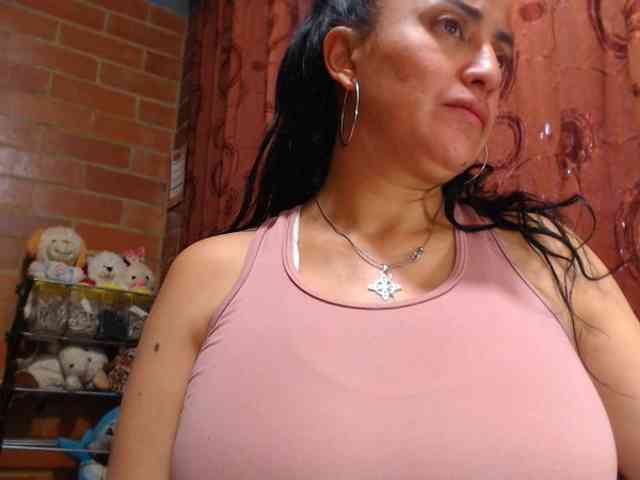 AlexandrinaFenix webcam