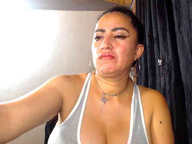 AlexandrinaFenix webcam