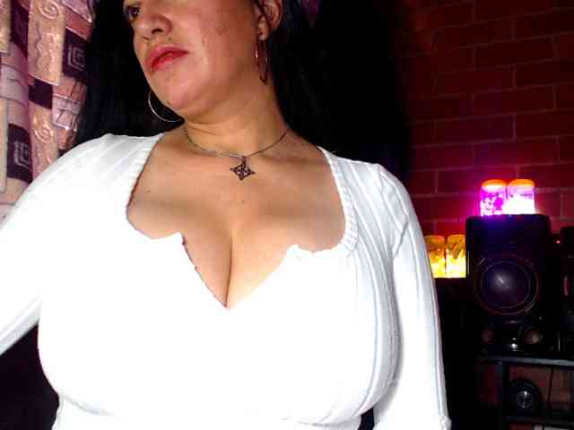 AlexandrinaFenix AlexandrinaFenix