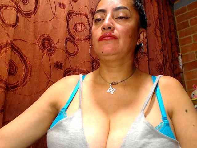 AlexandrinaFenix webcam