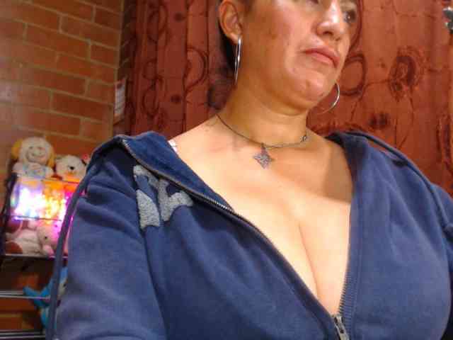 AlexandrinaFenix webcam