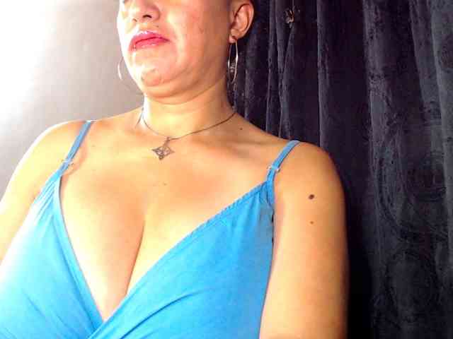AlexandrinaFenix webcam