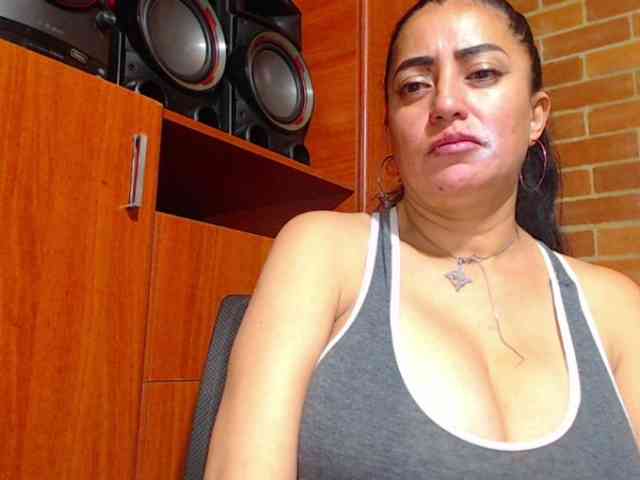 AlexandrinaFenix webcam