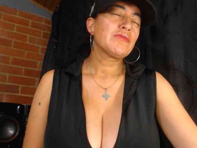 AlexandrinaFenix webcam