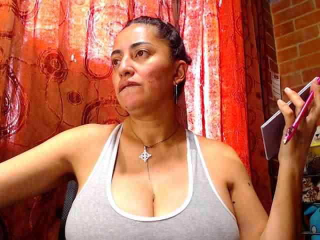 AlexandrinaFenix webcam