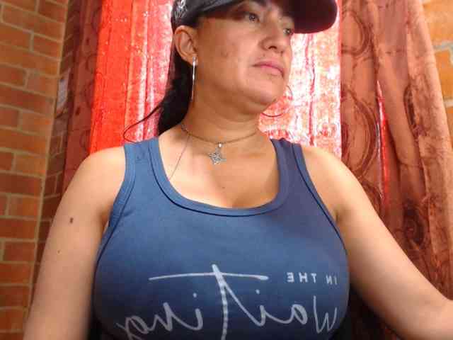 AlexandrinaFenix webcam