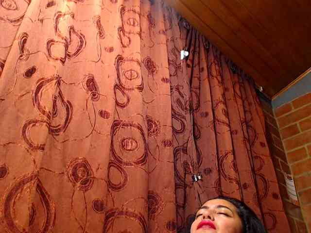 AlexandrinaFenix webcam