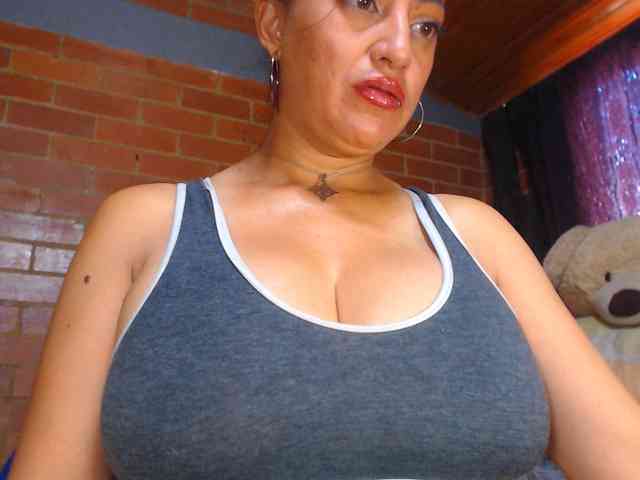AlexandrinaFenix webcam