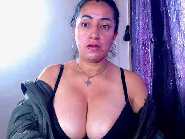 AlexandrinaFenix webcam