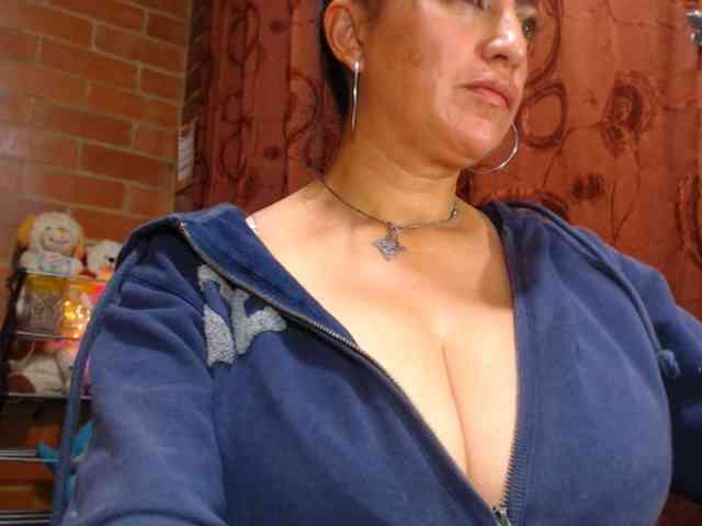 AlexandrinaFenix webcam