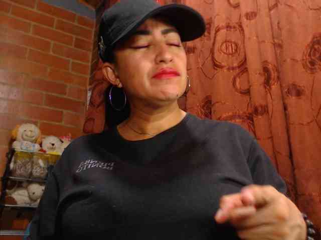 AlexandrinaFenix AlexandrinaFenix