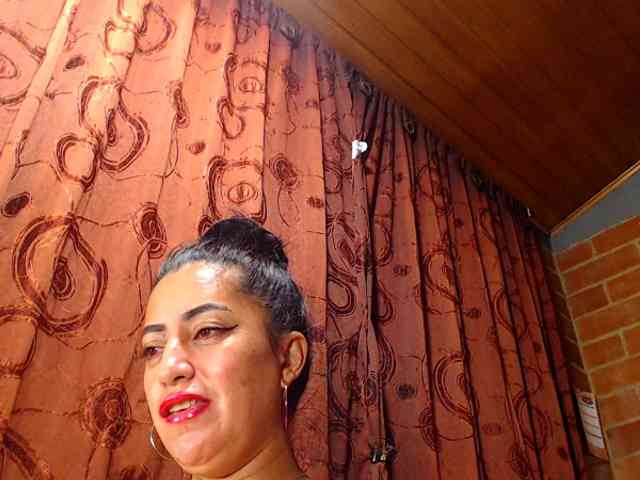 AlexandrinaFenix webcam