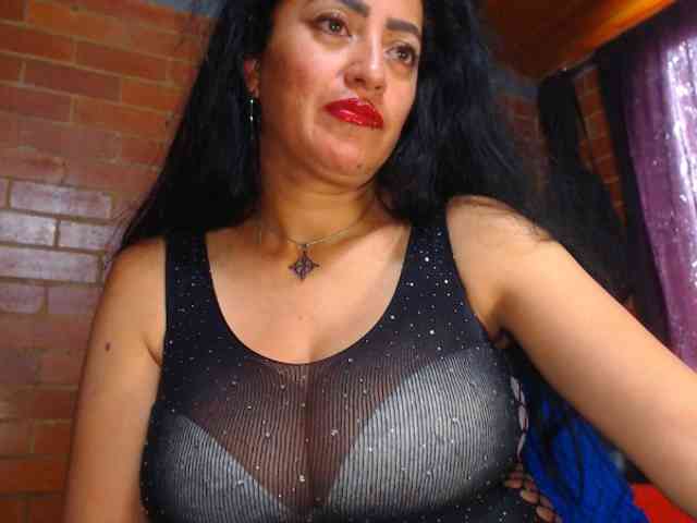 AlexandrinaFenix Live Webcam on BongaCams