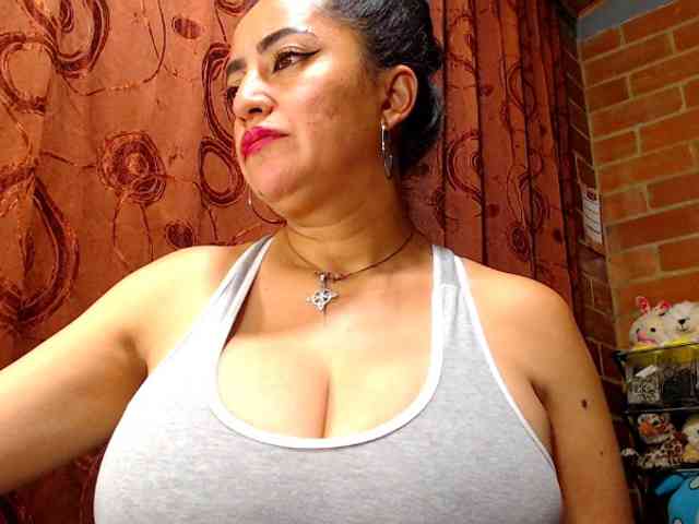 AlexandrinaFenix webcam