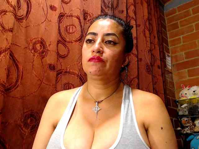 AlexandrinaFenix webcam