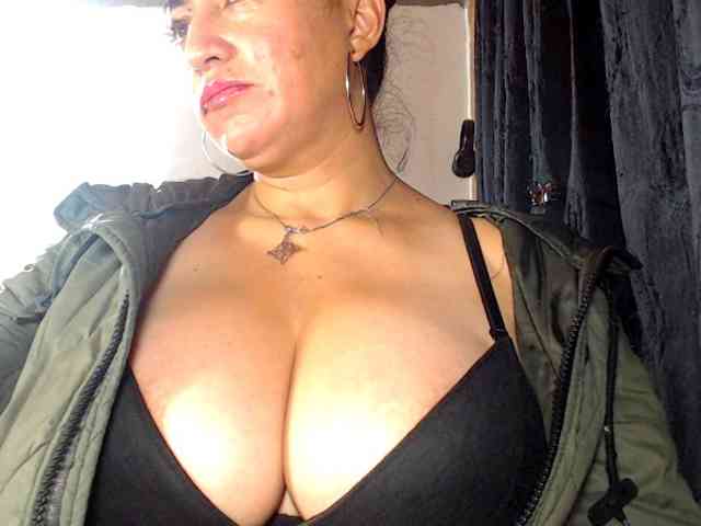 AlexandrinaFenix webcam