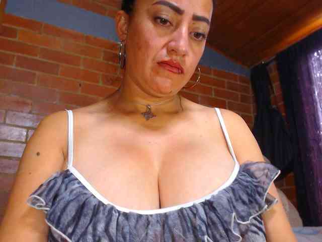 AlexandrinaFenix webcam