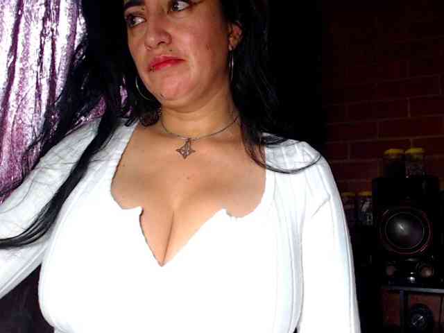 AlexandrinaFenix AlexandrinaFenix