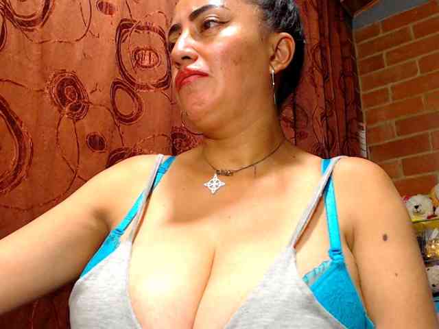 AlexandrinaFenix webcam