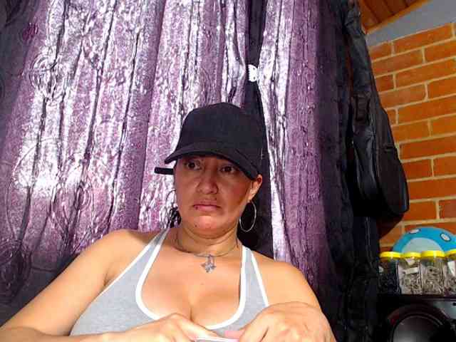 AlexandrinaFenix webcam