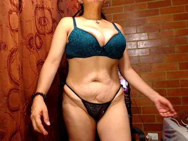 AlexandrinaFenix webcam