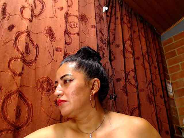 AlexandrinaFenix webcam