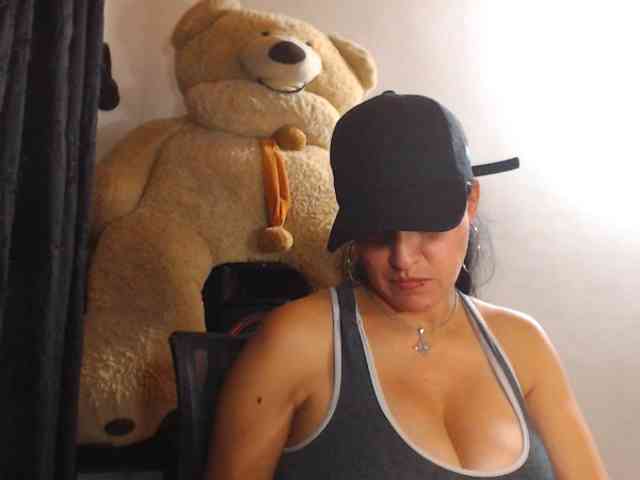 AlexandrinaFenix webcam