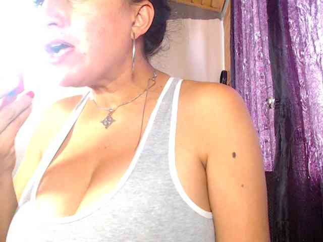 AlexandrinaFenix webcam