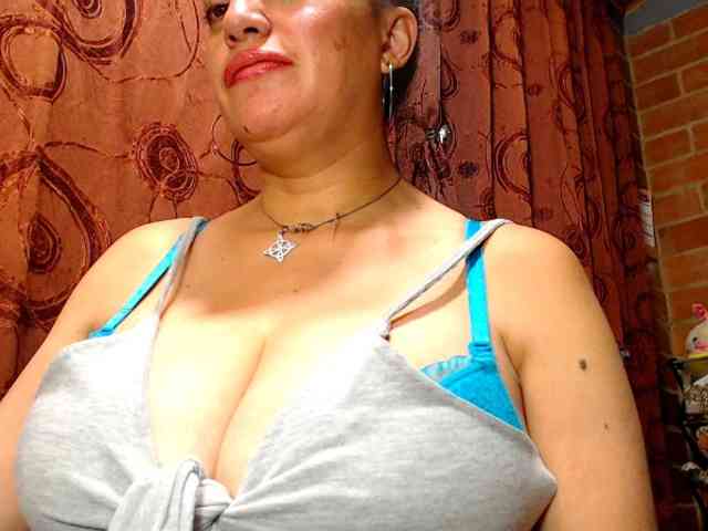 AlexandrinaFenix webcam