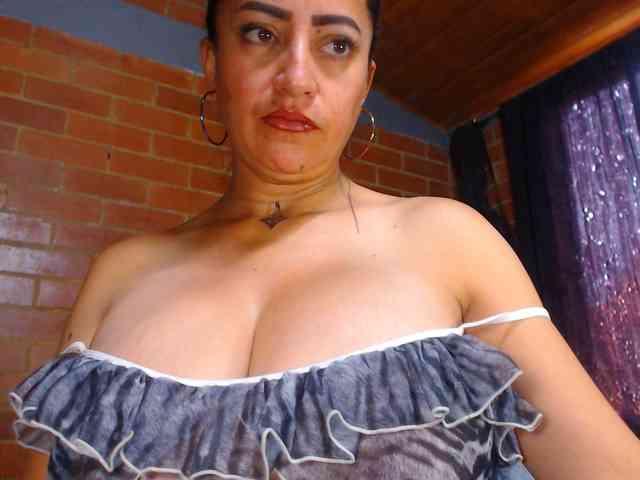 AlexandrinaFenix webcam