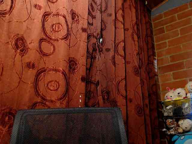 AlexandrinaFenix webcam