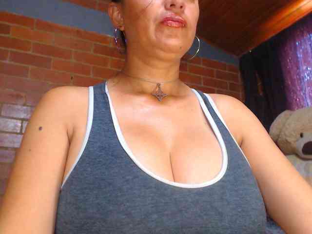 AlexandrinaFenix webcam