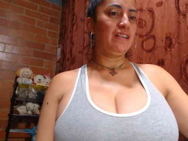 AlexandrinaFenix webcam