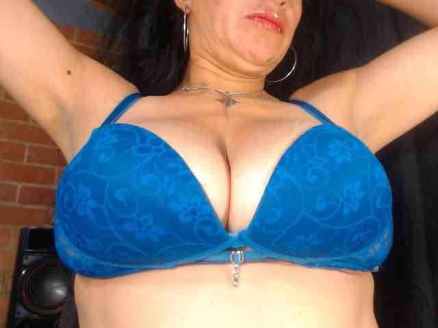 AlexandrinaFenix webcam