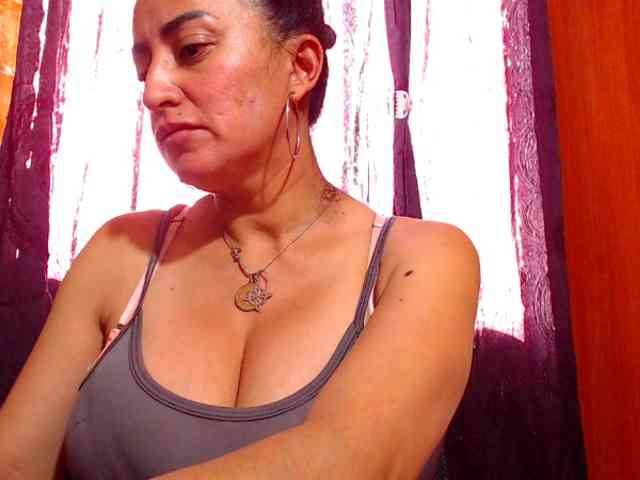 AlexandrinaFenix webcam