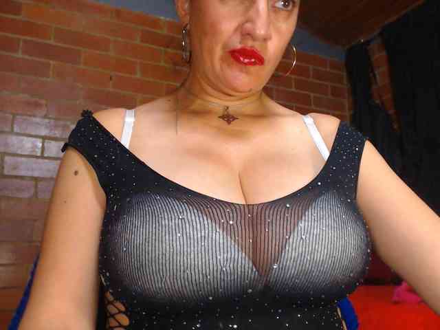 AlexandrinaFenix webcam
