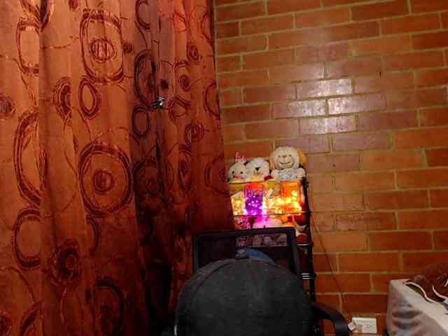 AlexandrinaFenix webcam