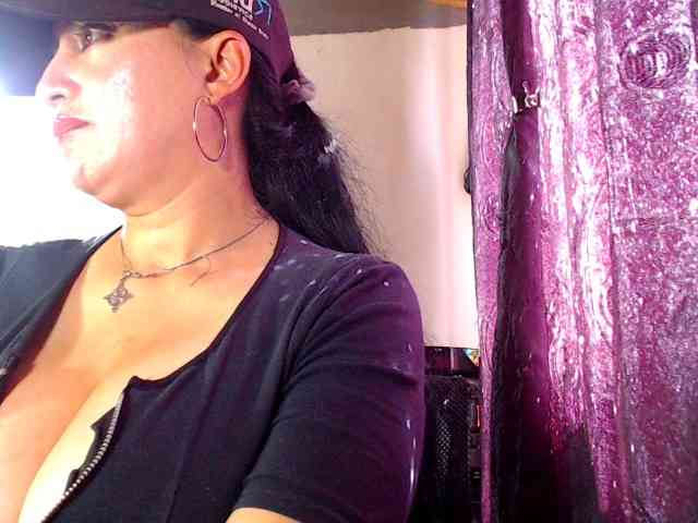 AlexandrinaFenix webcam