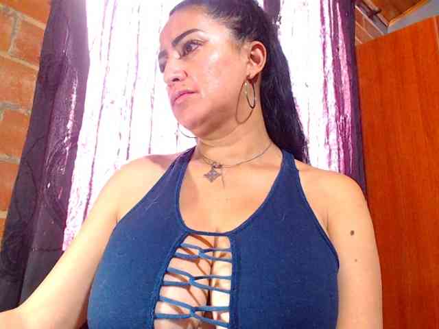 AlexandrinaFenix AlexandrinaFenix