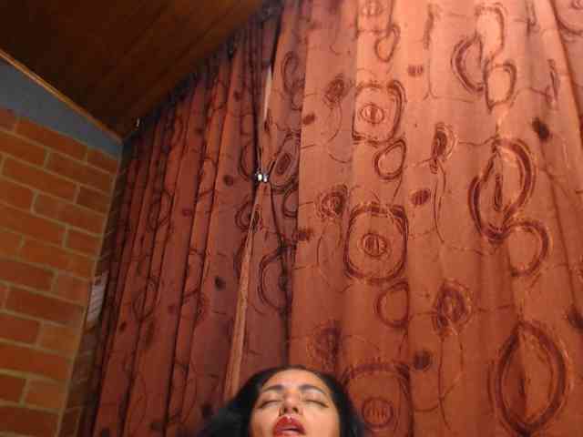 AlexandrinaFenix webcam