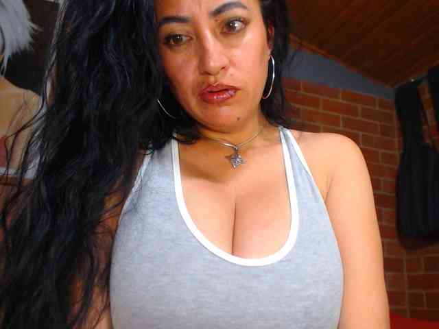 AlexandrinaFenix webcam