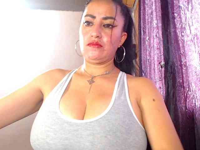 AlexandrinaFenix webcam