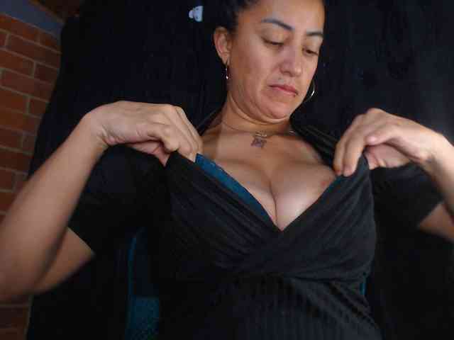 AlexandrinaFenix webcam