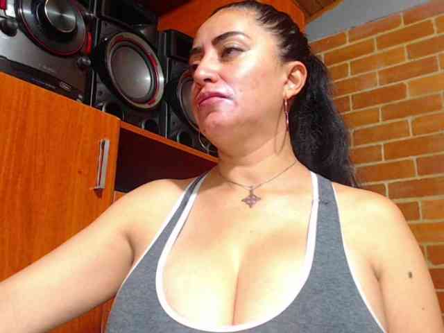 AlexandrinaFenix webcam