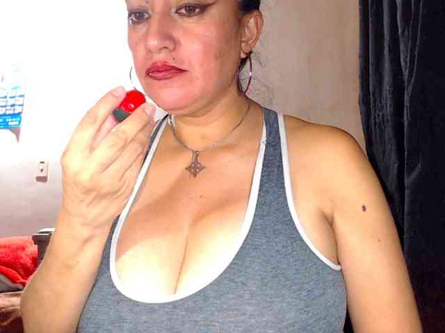 AlexandrinaFenix AlexandrinaFenix