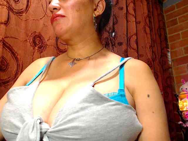 AlexandrinaFenix webcam