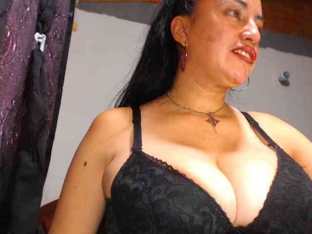 AlexandrinaFenix webcam