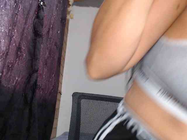 AlexandrinaFenix webcam