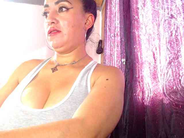 AlexandrinaFenix webcam
