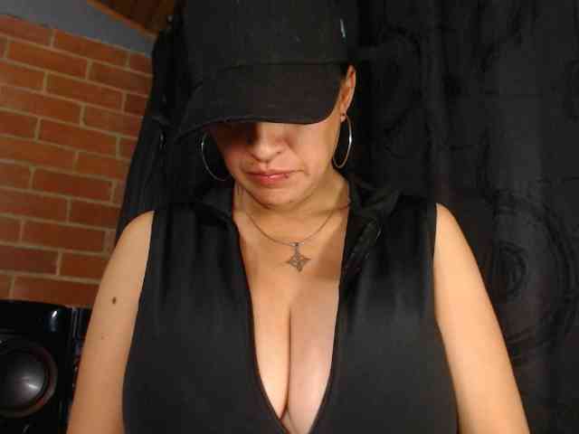 AlexandrinaFenix webcam